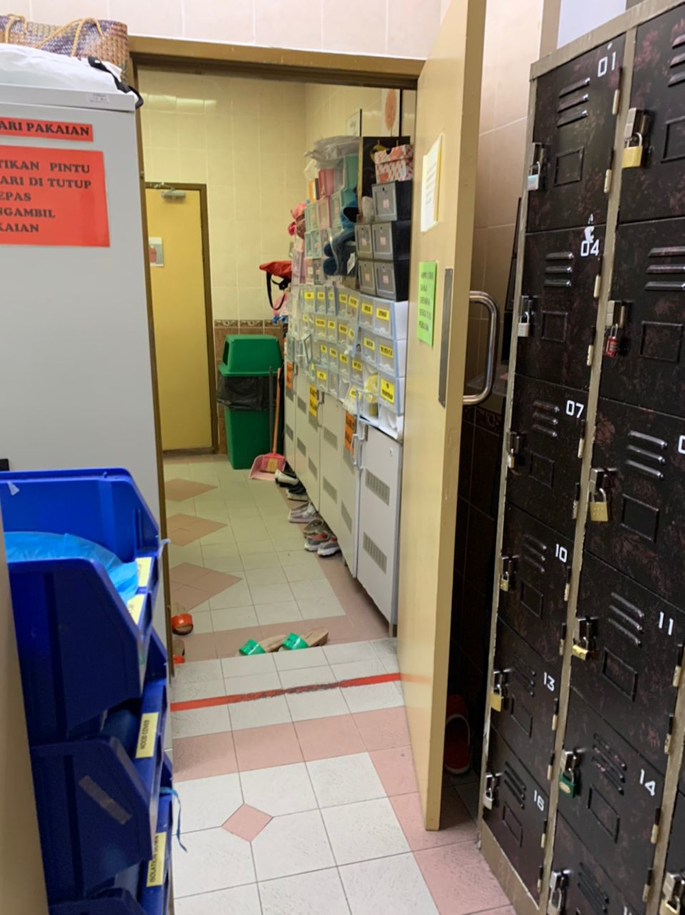 The small area for the surgical staff in the smaller operation theatre in Penang General Hospital that handles surgeries for non-Covid patients. 