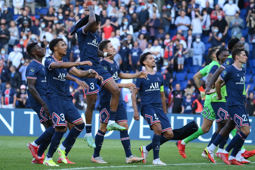 Parisu00e2u20acu2122 supporters celebrate with supporters at the end of the French L1 match between Paris-Saint Germain (PSG) and Clermont Foot 63 at The Parc des Princes Stadium in Paris, September 11, 2021. u00e2u20acu201d AFP pic