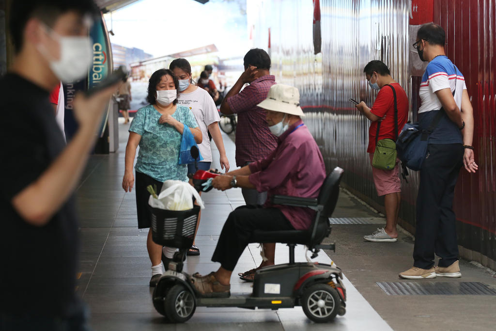 Of the 1,646 locally transmitted cases reported on September 24, 2021, 391 are people aged above 60. u00e2u20acu2022 TODAY pic