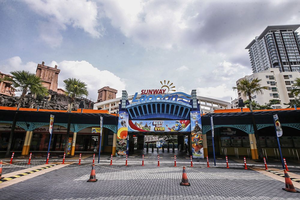 A general view of the Sunway Lagoon theme park in Subang Jaya September 27, 2021. — Picture by Hari Anggara