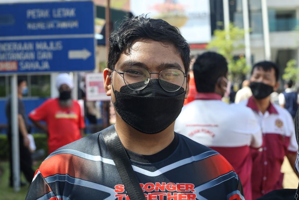 Haziq Aiman speaks to Malay Mail at the PJ Civic Centre September 23, 2021. — Picture by Ahmad Zamzahuri