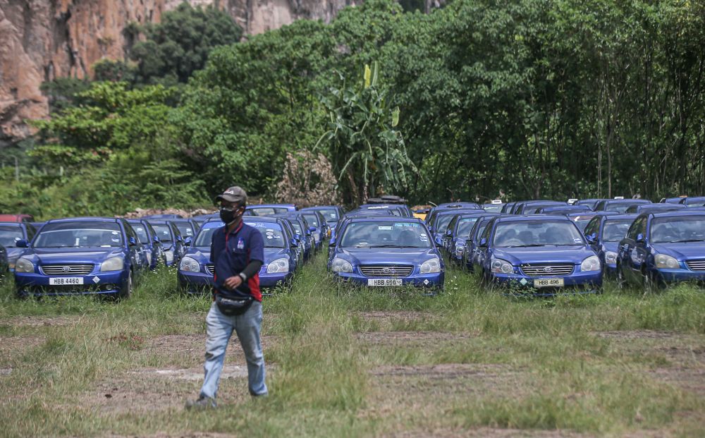 Used cars are seen for sale at Gunung Rapat, Ipoh September 8, 2021. u00e2u20acu201d Picture by Farhan Najib