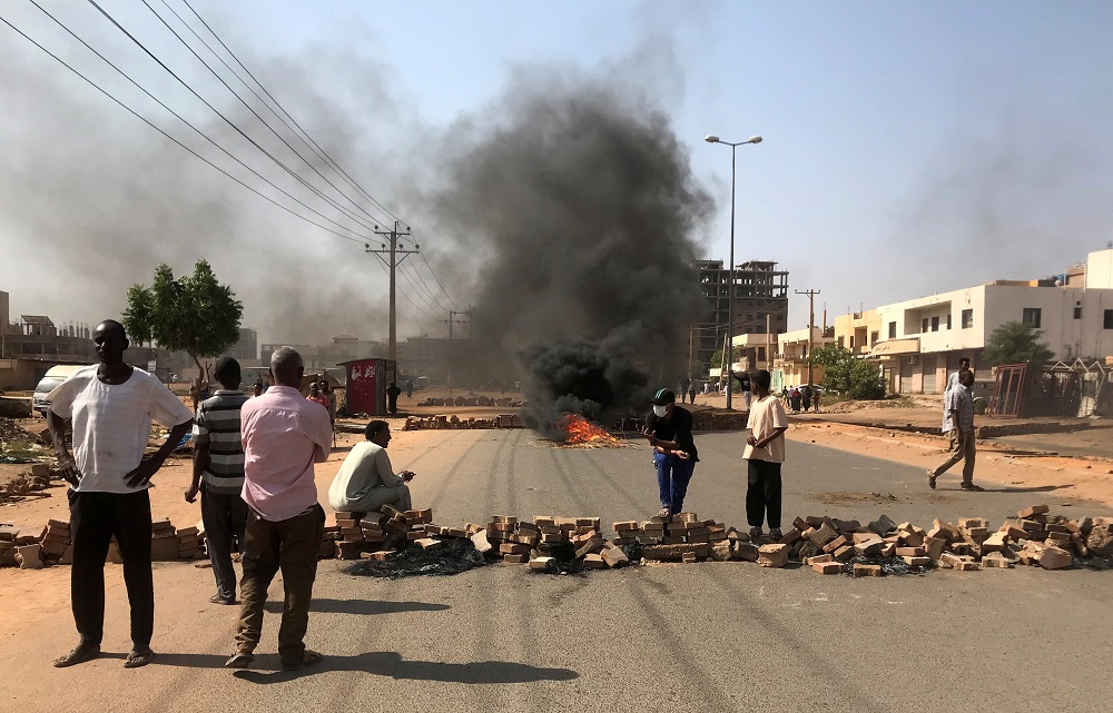 Protesters block a road during what the information ministry calls a military coup in Khartoum, Sudan, October 25, 2021. u00e2u20acu201d Reuters pic