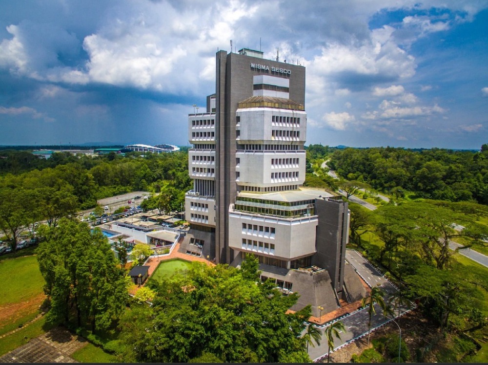 A photo of the Sarawak Energy Berhad (SEB) building. u00e2u20acu201d Picture via Facebook/SESB