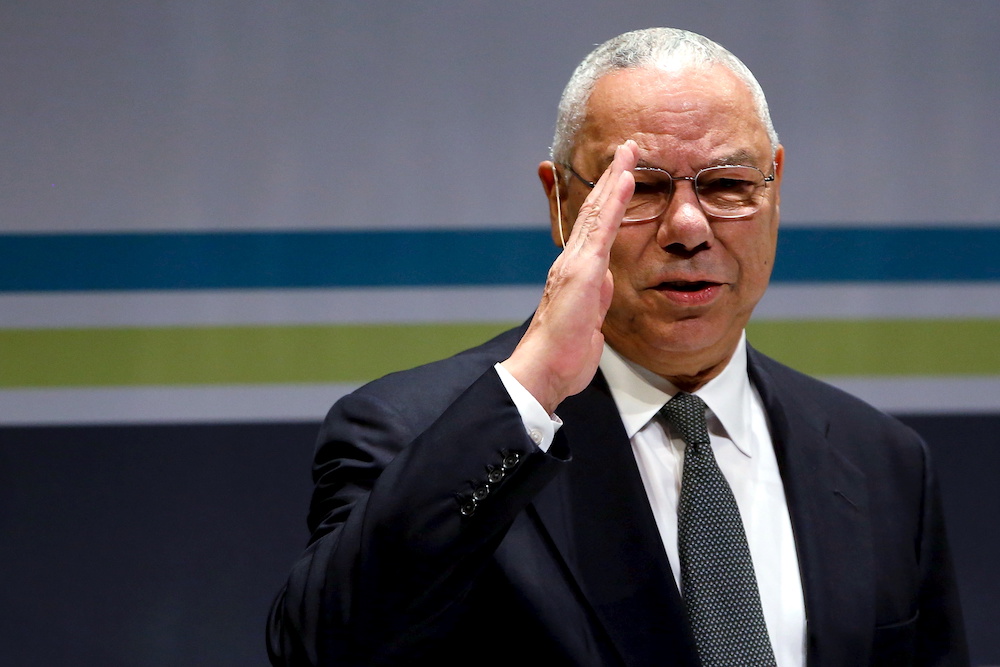 Former US Secretary of State Colin Powell salutes the audience as he takes the stage at the Washington Ideas Forum in Washington, September 30, 2015. u00e2u20acu201d Reuters pic
