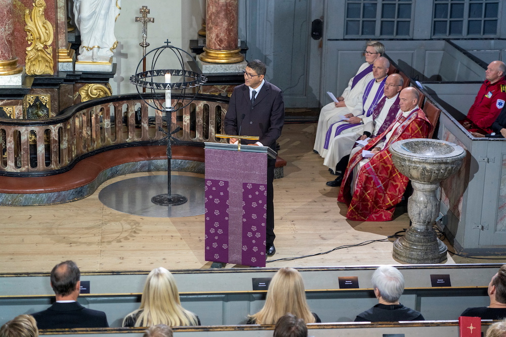 Oussama Tllili, leader of Kongsberg Islamic Cultural Center, speaks during a mourning service following the killing of five people in a bow-and-arrow attack, in a church in Kongsberg, Norway October 17, 2021. u00e2u20acu201dNTB/Terje Pedersen via Reuters pic