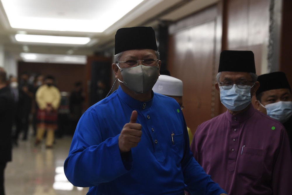 Tan Sri Annuar Musa before the budget announcement at the Parliament building, October 29, 2021. u00e2u20acu201d Bernama picnn
