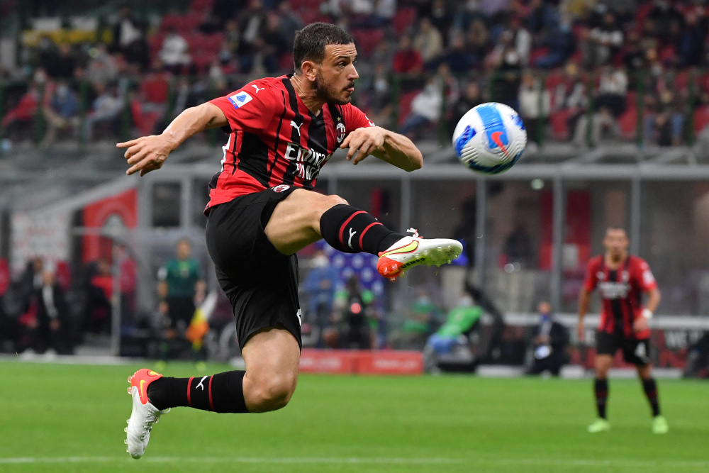 AC Milanu00e2u20acu2122s Alessandro Florenzi kicks the ball during the Italian Serie A football match between AC Milan and Unione Venezia, September 22, 2021 at the San Siro stadium in Milan. u00e2u20acu201d AFP picnn