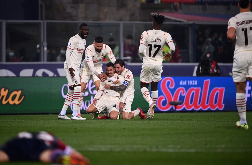 AC Milanu00e2u20acu2122s midfielder Ismael Bennacer (centre) celebrates with teammates after scoring during the Italian Serie A match between Bologna and AC Milan at the Renato-Dallu00e2u20acu2122Ara stadium in Bologna, October 23, 2021. u00e2u20acu201d AFP pic