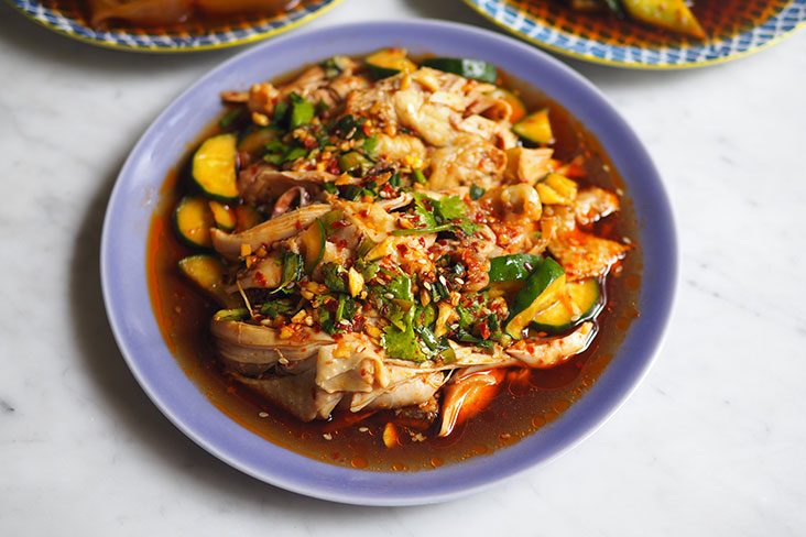 This Sichuan saliva chicken is simply addictive... you won't stop at just one piece