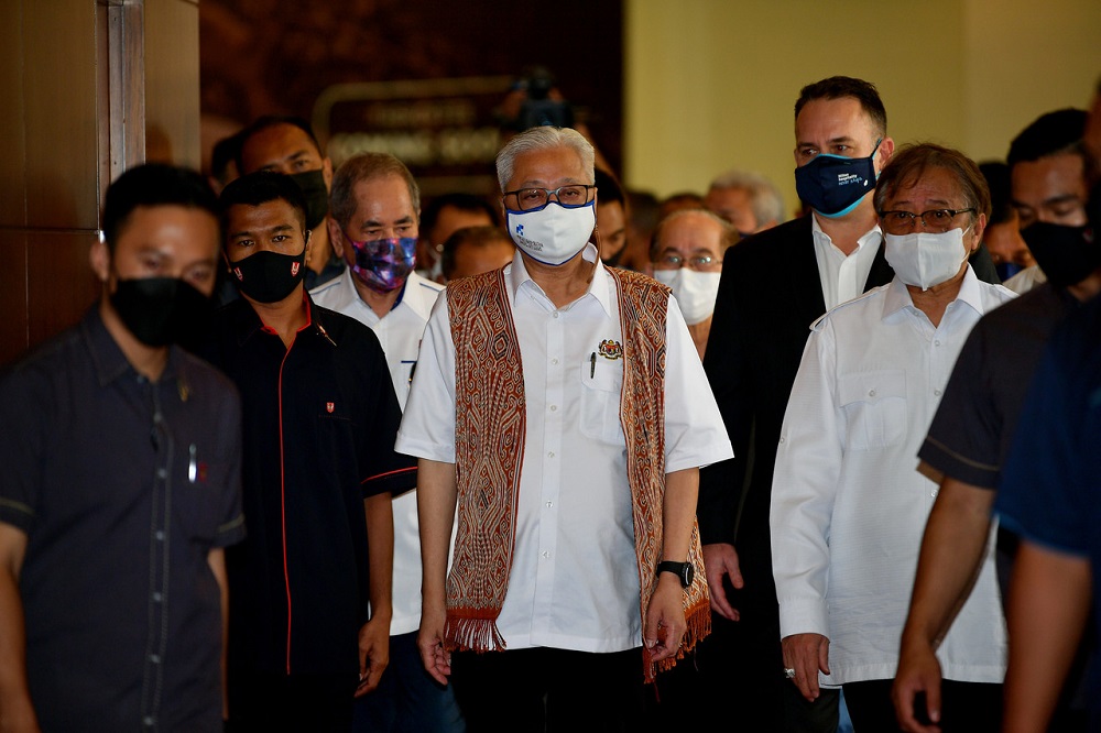 Prime Minister Datuk Seri Ismail Sabri Yaakob attends a briefing on state development by the Sarawak Economic Planning Unit in Kuching October 23, 2021. u00e2u20acu2022 Bernama pic