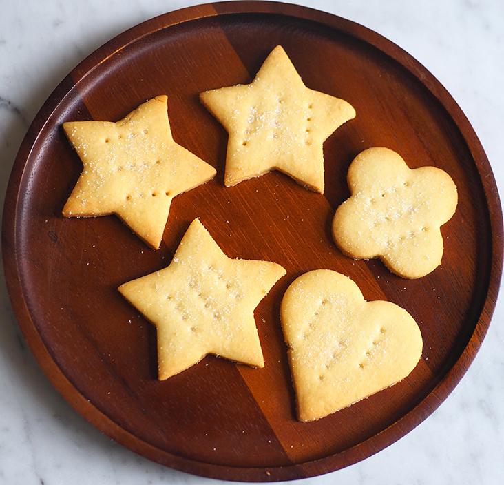 Have fun munching on these shortbread in various shapes.
