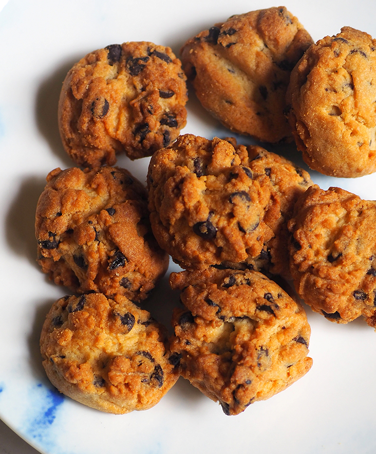 The chocolate chip cookies is best eaten dunked in a cup of coffee.