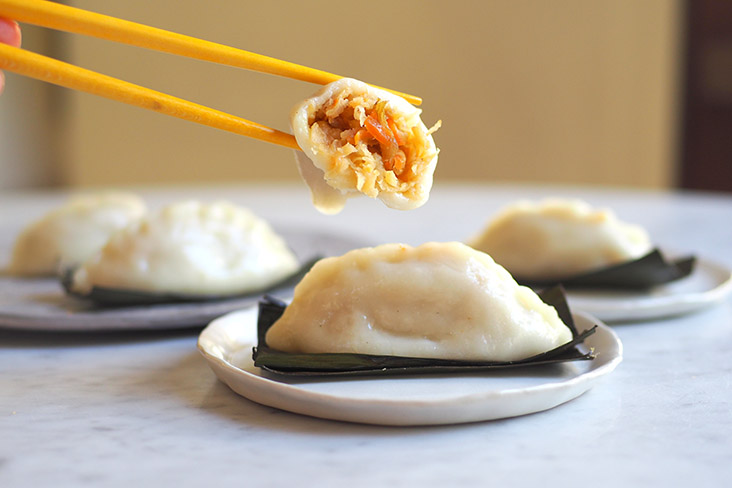 Inside the soft kuih is shredded yam bean and carrots with a distinct white pepper taste