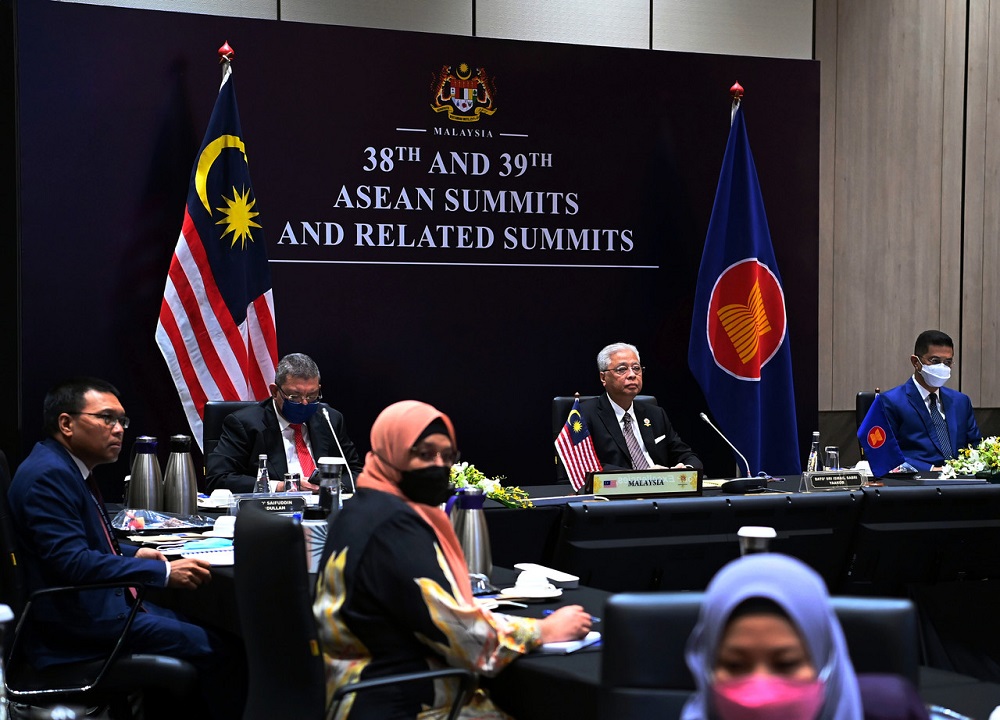 The Malaysian delegation to the virtual meeting was led by Prime Minister Datuk Seri Ismail Sabri Yaakob, accompanied by Foreign Minister Datuk Saifuddin Abdullah and International Trade and Industry Minister Datuk Seri Mohamed Azmin Ali. u00e2u20acu2022 Bernama pic