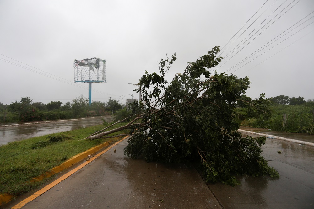 Hurricane Pamela pounds the Pacific coast resort with strong winds as it makes landfall in Mazatlan, Mexico October 13, 2021. u00e2u20acu2022 Reuters pic