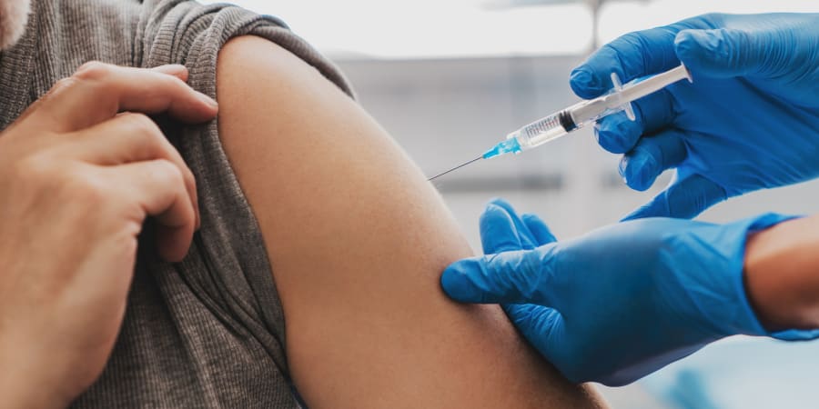 Vaccines are normally injected into our muscles, but muscle tissue doesnu00e2u20acu2122t contain very many immune cells needed to react to the drug, explained Muller. u00e2u20acu2022 ETX-Studio pic