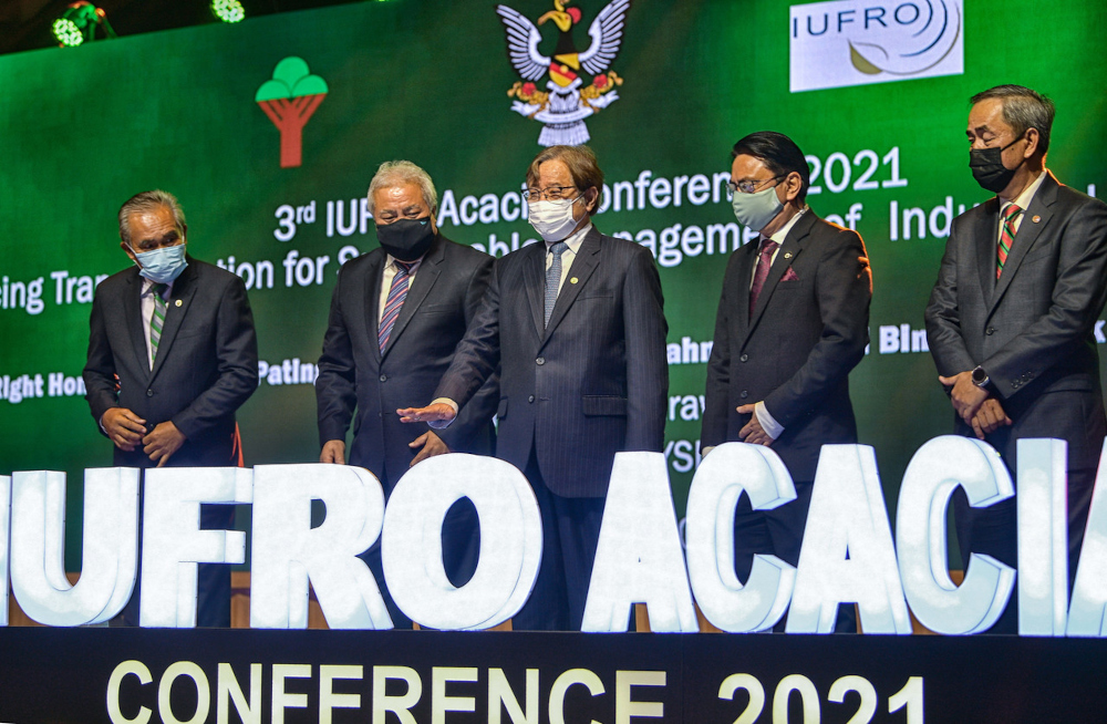 Sarawak Chief Minister Datuk Patinggi Abang Johari Openg launches the 3rd IUFRO Acacia Conference at the Sarawak State Legislative Assembly in Petra Jaya, October 26, 2021. u00e2u20acu201d Bernama pic 
