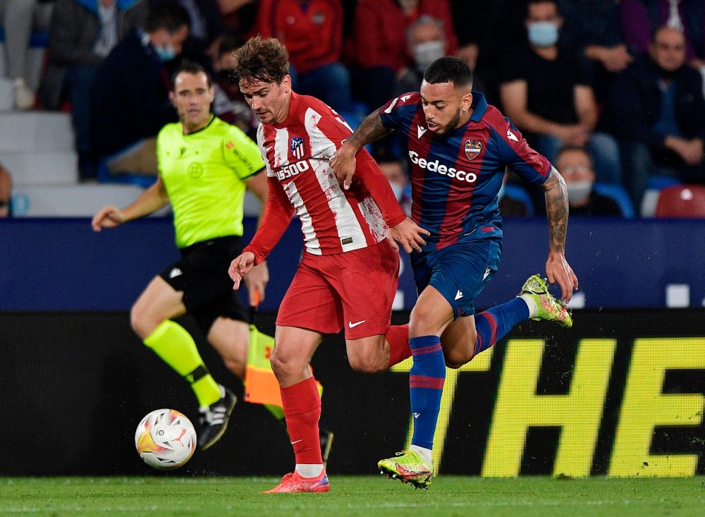 Atletico Madrid's Antoine Griezmann (left) in action against Levante at Estadi Ciutat de Valencia, Valencia October 28, 2021. u00e2u20acu201d Reuters pic