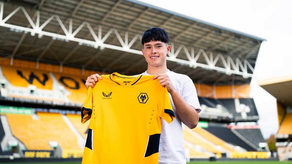 Harry Birtwistle (pictured) signed a three-year deal with English Premier League club Wolverhampton Wanderers October 27, 2021. u00e2u20acu201d Picture courtesy of Wolverhampton Wanderers via TODAY