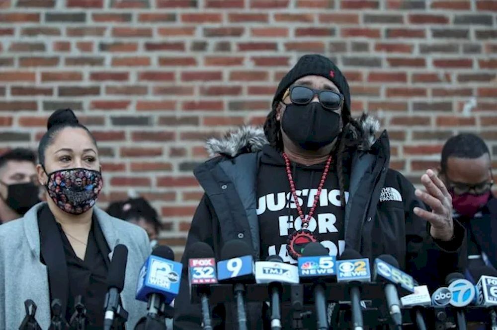 Jacob Blakeu00e2u20acu2122s uncle Justin Blake issues a statement to the press on January 5, 2021 in Kenosha, Wisconsin, US. u00e2u20acu201d AFP pic