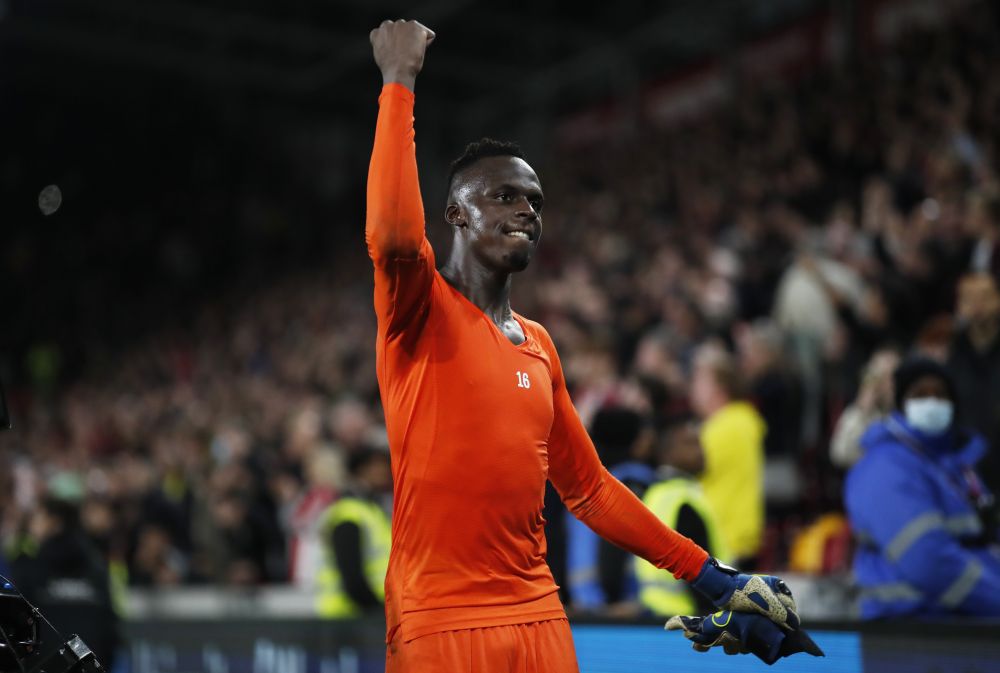 Chelsea's Edouard Mendy celebrates after the match against Brentford at the Brentford Community Stadium, London October 16, 2021. u00e2u20acu201d Reuters pic