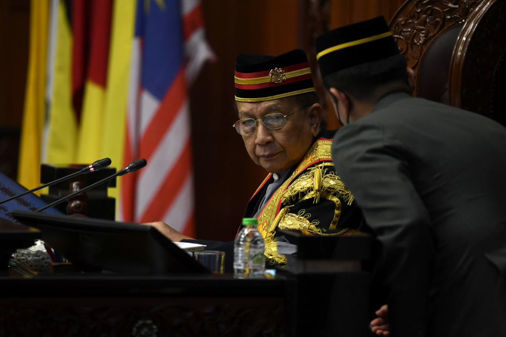 Dewan Negara speaker Tan Sri Rais Yatim in Parliament, October 26, 2021. u00e2u20acu201d Bernama pic 