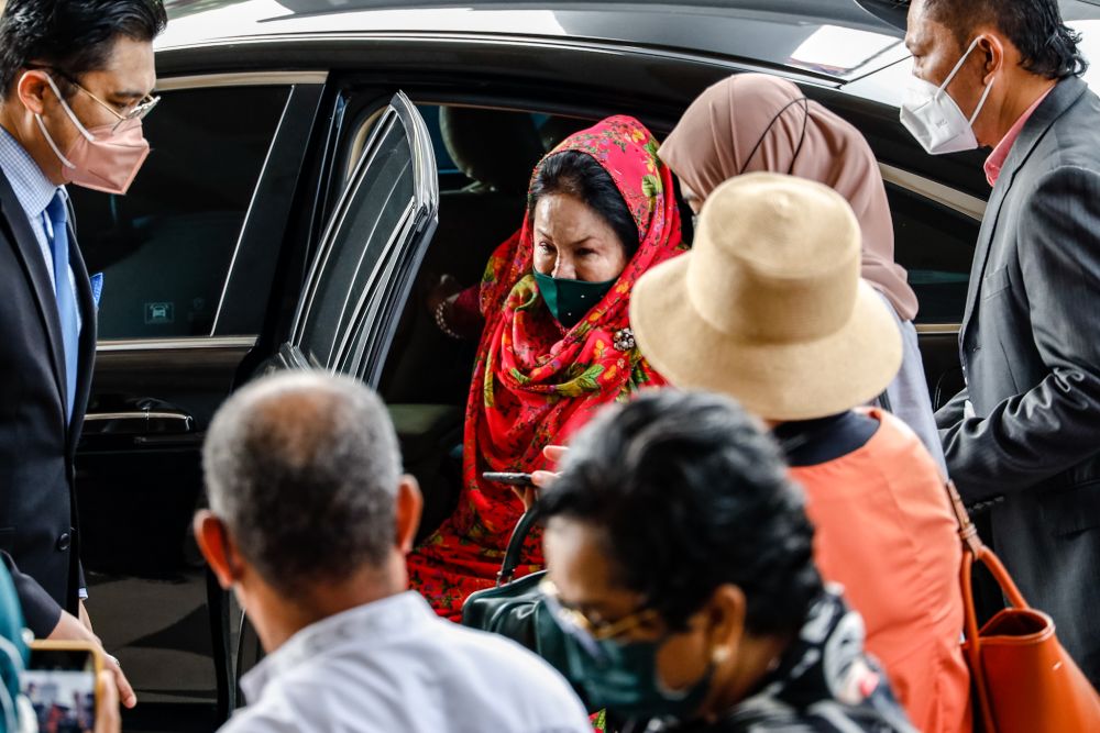 Datin Seri Rosmah Mansor is pictured at Kuala Lumpur High Court October 5, 2021. u00e2u20acu201d Picture by Firdaus Latif