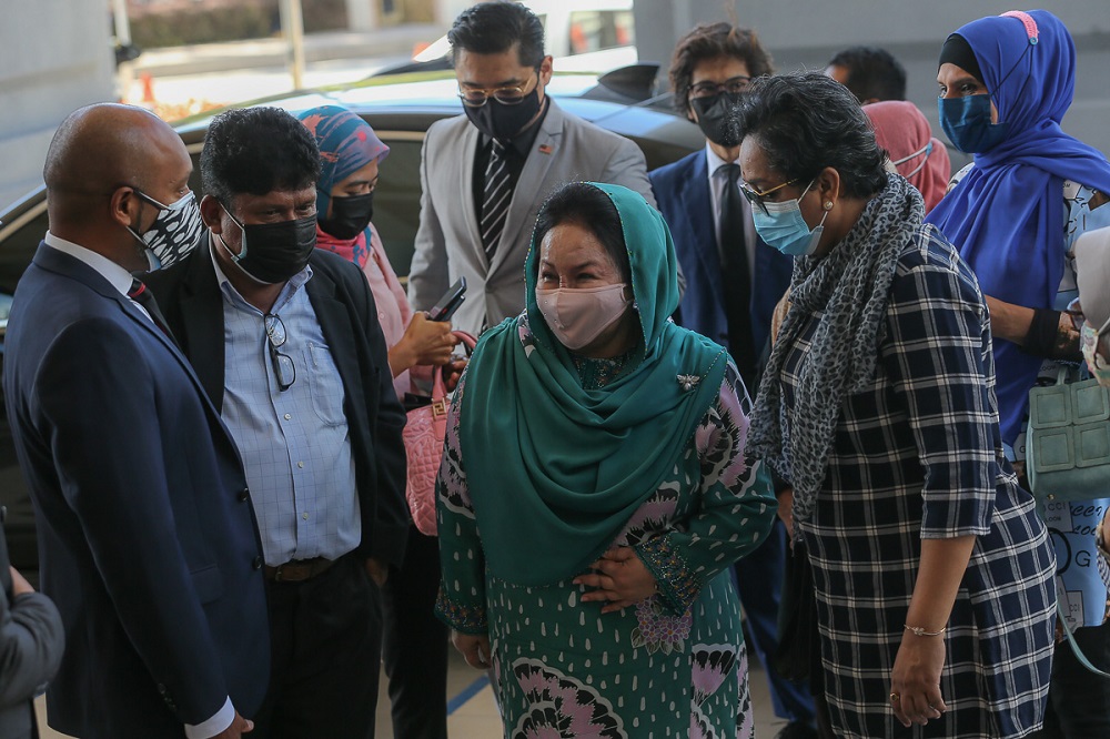 Datin Seri Rosmah Mansor arrives at the Kuala Lumpur High Court October 6, 2021. u00e2u20acu2022 Picture by Yusof Mat Isa