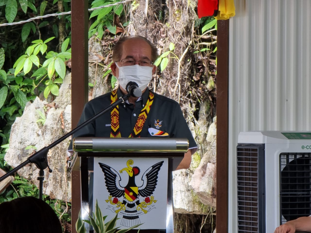 Datuk Amar Douglas Uggah Embas speaks at the AgriCOP event in Kampung Merembeh, Bau. u00e2u20acu2022 Borneo Post pic