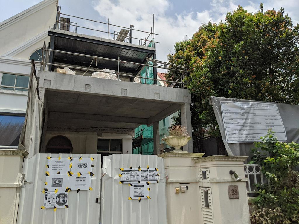 A worksite along University Walk, off Dunearn Road, where Koh Kok Heng, 53, was overseeing building work before he died in a fall. u00e2u20acu201d Low Youjin/TODAY pic