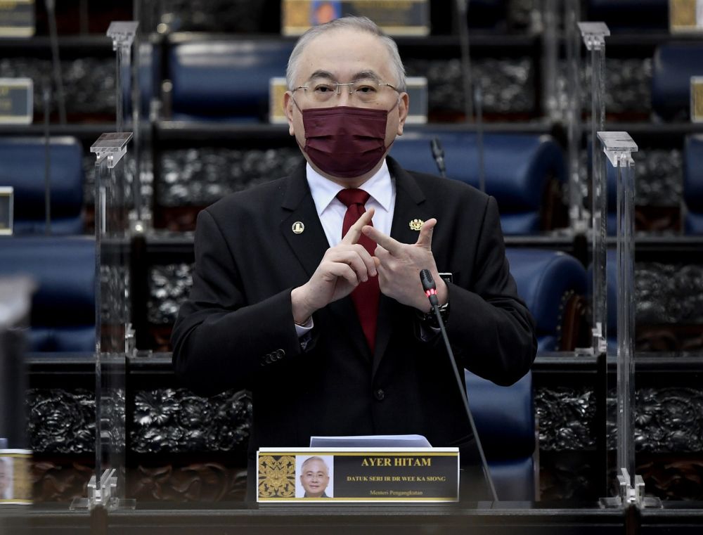 Transport Minister Datuk Seri Wee Ka Siong addresses members of Parliament in Kuala Lumpur October 5, 2021. u00e2u20acu201d Bernama picnnn