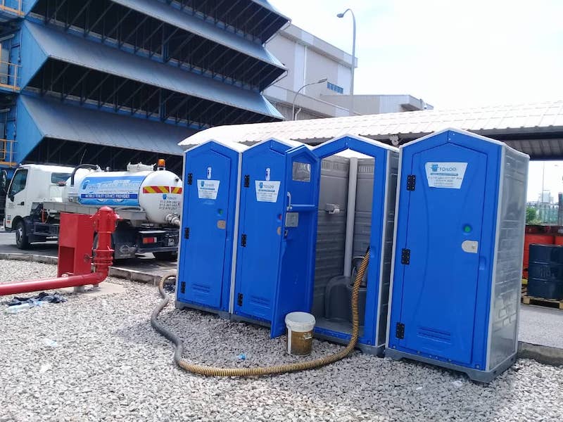 An example of the desludging process. — Picture courtesy of Toiloo Sdn Bhd