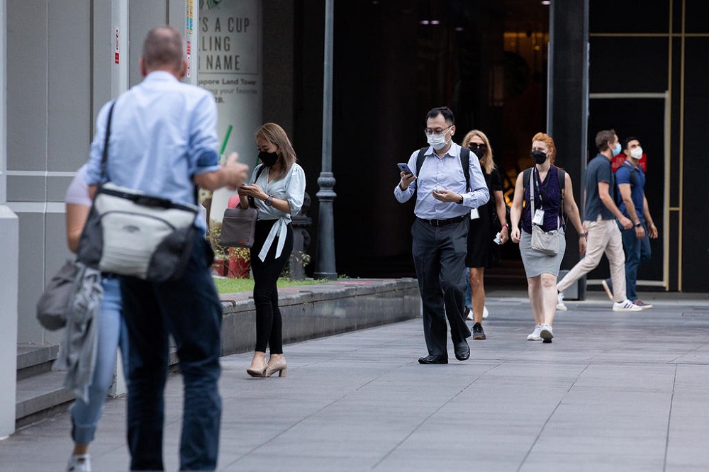 Several MPs suggested that the Singapore government considers providing short-term salary support to assist mature professionals, managers and executives. u00e2u20acu201d TODAY pic