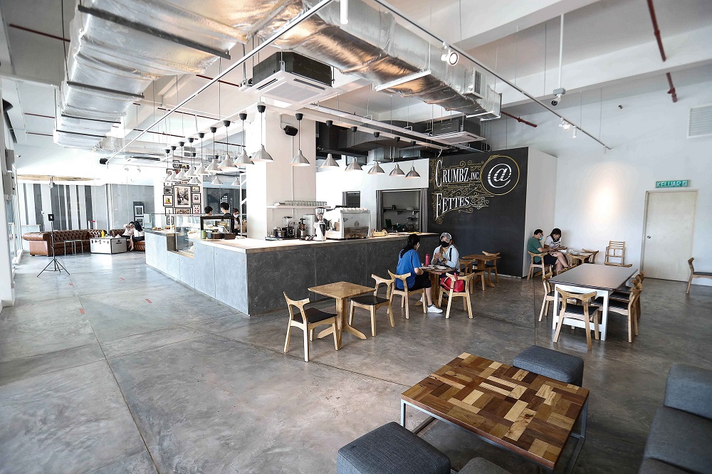 The surrounding of the new Crumbz Cafe located at City Junction, Tanjung Tokong. u00e2u20acu201d Picture by Sayuti Zainudin