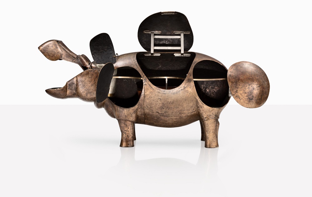 This functional and decorative hippo bar was created in 1986 by Franu00c3u00a7ois-Xavier Lalanne. u00e2u20acu201d Picture coutesy of Sotheby's