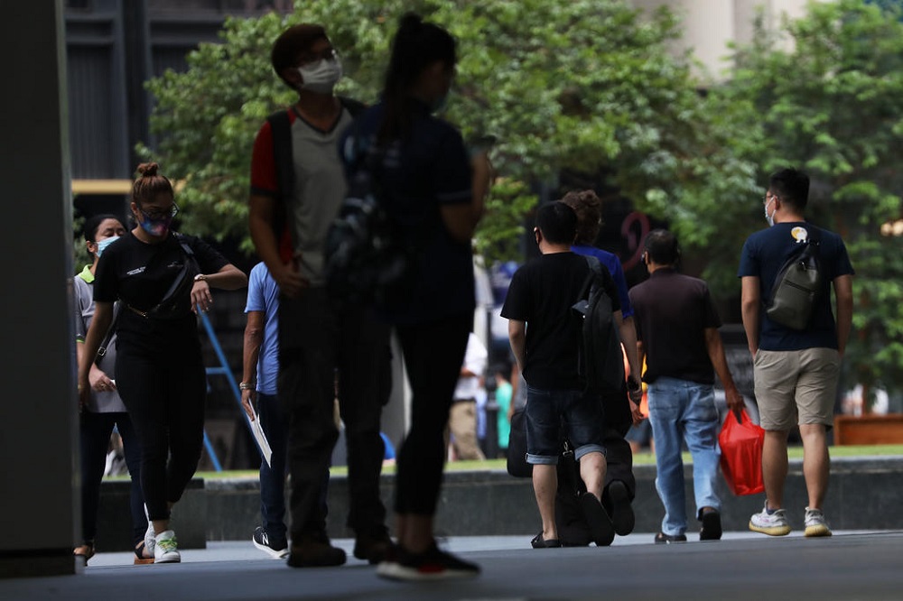 Among the new infections recorded yesterday, 1,633 were in the community, 97 were residents of migrant workersu00e2u20acu2122 dormitories and the remaining four were imported. u00e2u20acu201d TODAY pic