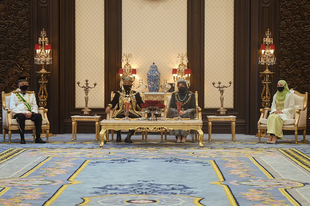 Yang di-Pertuan Agong Al-Sultan Abdullah Riu00e2u20acu2122ayatuddin Al-Mustafa Billah Shah and Permaisuri Agong Tunku Hajah Azizah Aminah Maimunah Iskandariah at the Istana Negara in Kuala Lumpur November 13, 2021. u00e2u20acu201d Bernama pic