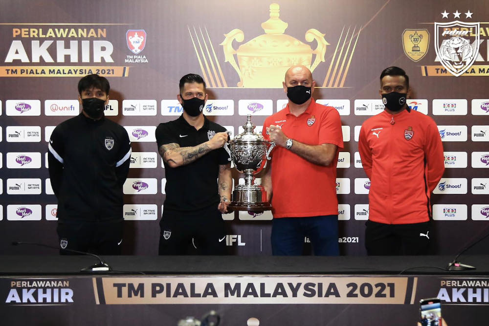 (From left) JDTu00e2u20acu2122s Farizal Marlias and head coach Benjamin Mora with Kuala Lumpur City FC head coach Bojan Hodak and Muhammad Shukor Adan, November 29, 2021. u00e2u20acu201d Picture from Facebook/Johor Southern Tigers 