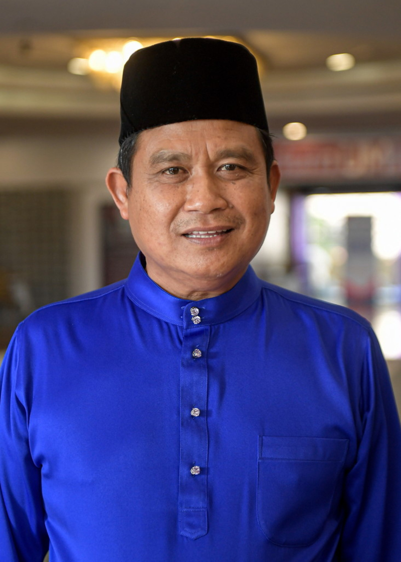 BN candidate for the Sungai Udang state seat Datuk Seri Mohamad Ali Mohamad. u00e2u20acu201d Bernama pic 