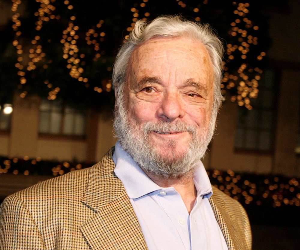 Stephen Sondheim poses as he arrives at a special screening of the DreamWorks Pictures film u00e2u20acu02dcSweeney Todd The Demon Barber of Fleet Streetu00e2u20acu2122 at Paramount Studios in Hollywood, California December 5, 2007. u00e2u20acu2022 Reuters file pic