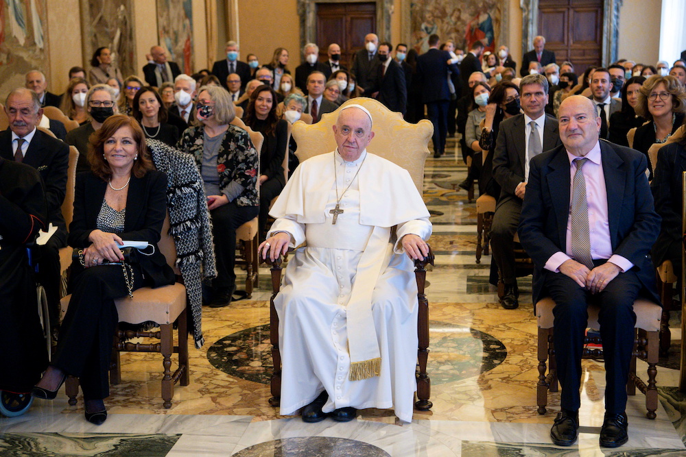 Pope Francis attends a ceremony to honour veteran Vatican correspondents Philip Pullella and Valentina Alazraki at the Vatican, November 13, 2021. u00e2u20acu2022 Reutersnn