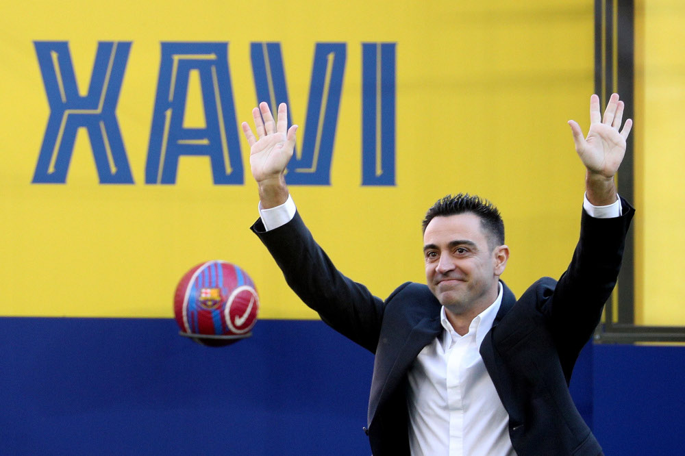 FC Barcelona coach Xavi waves to fans during the unveiling at Camp Nou, Barcelona, Spain, November 8, 2021. u00e2u20acu201d Reuters pic 