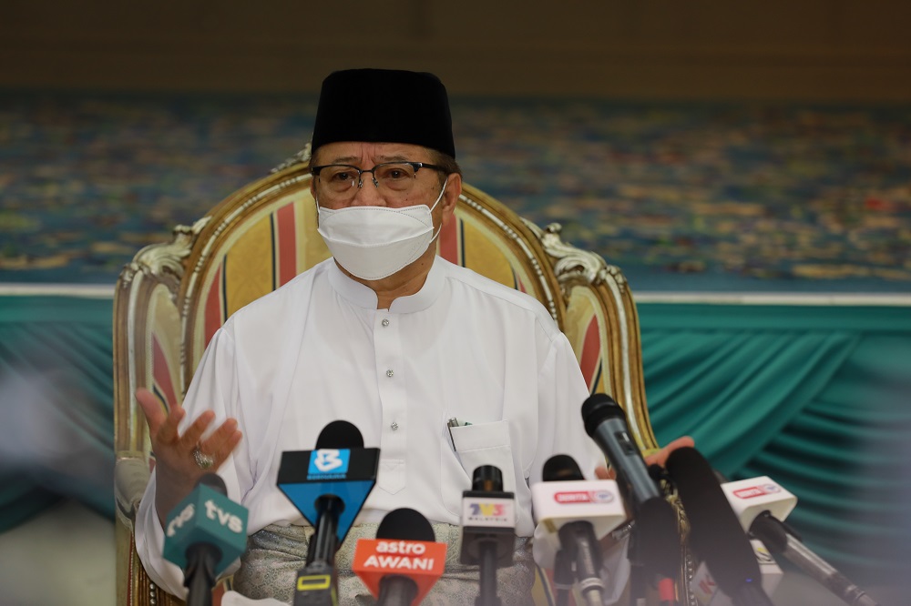 Chief Minister Datuk Patinggi Abang Johari Openg speaks during a press conferencein Kuching November 5, 2021. u00e2u20acu2022 Picture courtesy of Sarawak Public Communication Unit (Ukas)