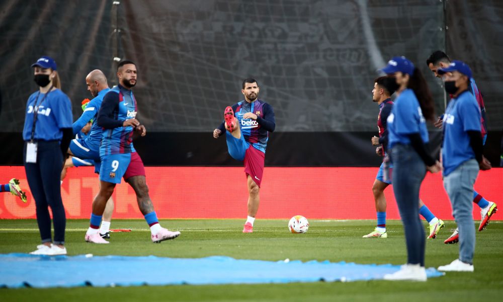 FC Barcelona's Sergio Aguero during the warm up before the match against Rayo Vallecano at Estadio de Vallecas, Madrid October 27, 2021. u00e2u20acu201d Reuters picn
