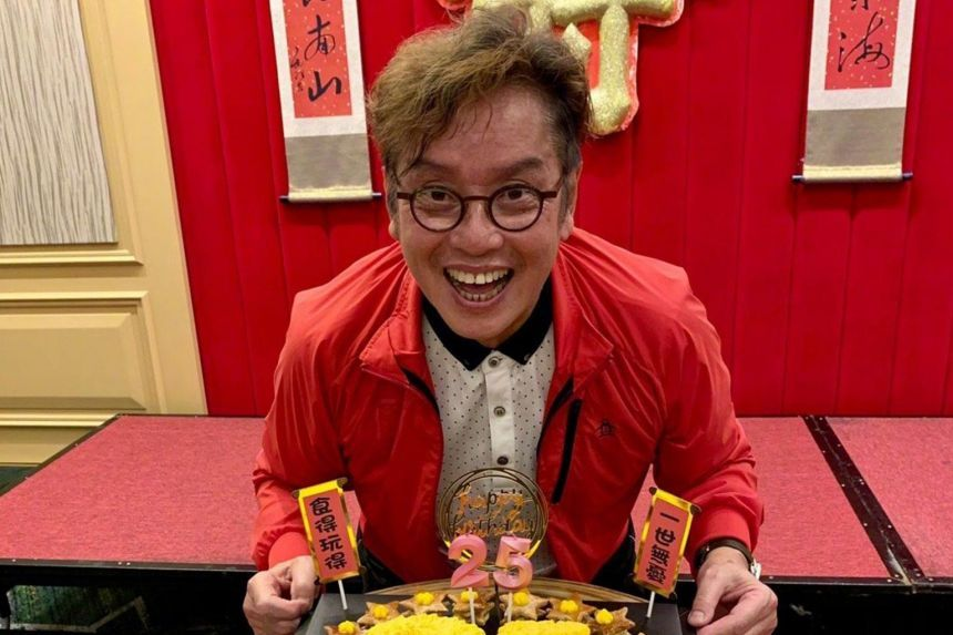 Hong Kong veteran entertainer Alan Tam will take legal action after he was accused of sleeping with a fan in Shanghai. u00e2u20acu201d Picture via Weibo