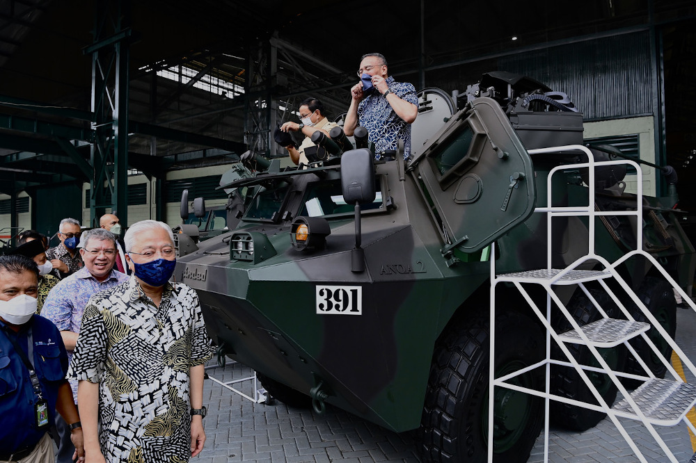 Datuk Seri Ismail Sabri Yaakob visits the military equipment production facility PT Pindad in Bandung November 11, 2021. u00e2u20acu201d Bernama pic