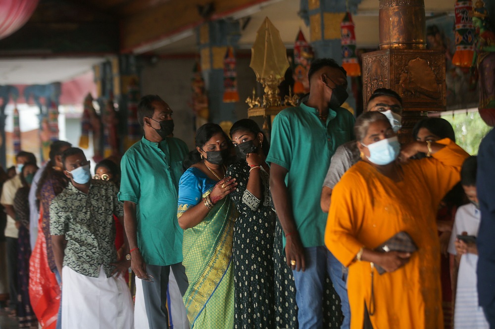 Devotees visit the Kallumal Arulmigu Subramania temple in Ipoh November 4, 2021. ― Picture by Farhan Najib