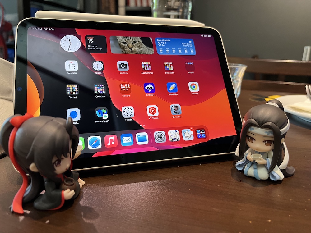 The iPad miniu00e2u20acu2122s main selling point is being the most portable iPad yet. u00e2u20acu201d Picture by Erna Mahyuni