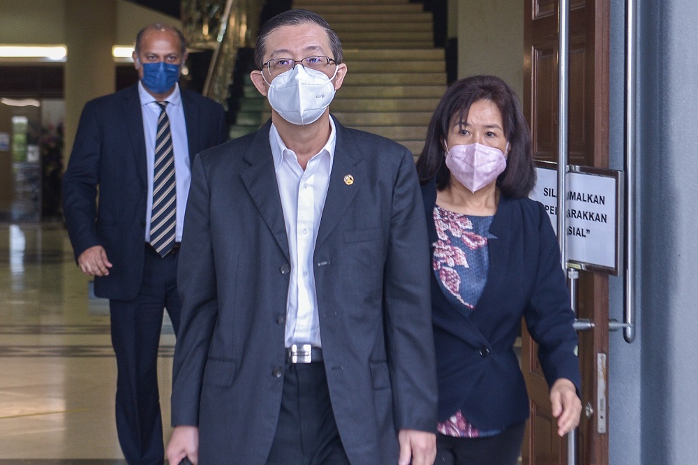 Lim Guan Eng is seen leaving the Kuala Lumpur High Court, November 12, 2021. u00e2u20acu2022 Picture by Miera Zulyana